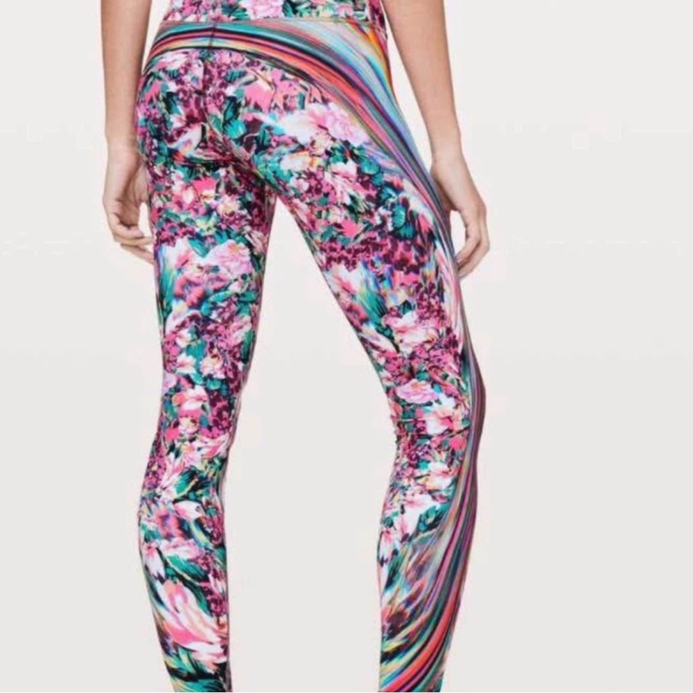 Lululemon Wunder Under Hi-Rise Tight Nulux 28" Size 6 in Spectrum Wunder Under - Picture 2 of 4